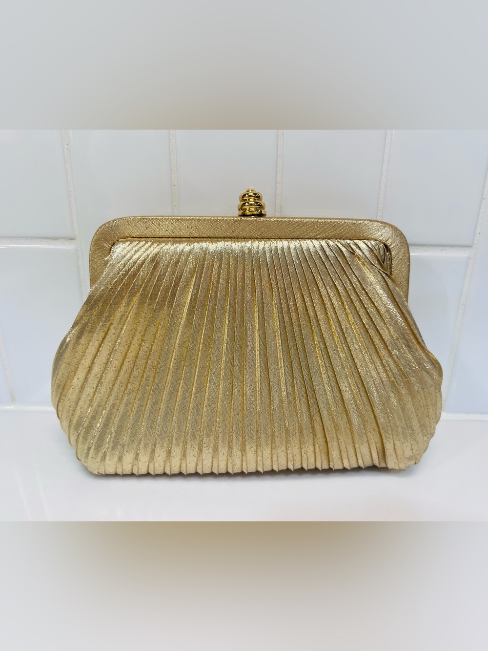 Vintage Women’s Gold Metallic Pleated Evening Bag Clutch w/ Strap